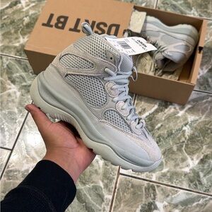 Yeezy Desert Boot Salt